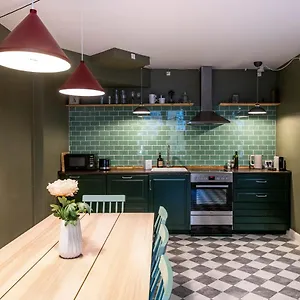 https://amaliegade-front-apartments.copenhagenhotelselect.com