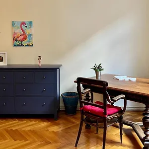 https://central-market-hall-zen-hostel.inbudapesthotels.com